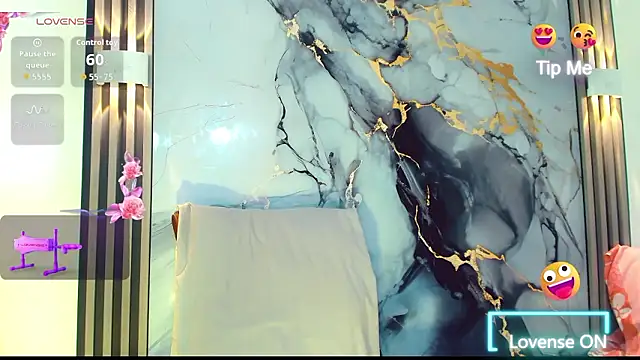 khiara moretti online show from 15, 1, 2026