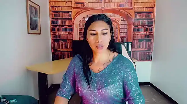 khiara moretti online show from 1, 3, 2025