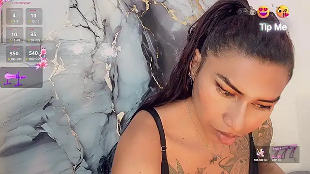 khiara moretti online show from 3, 7, 2026