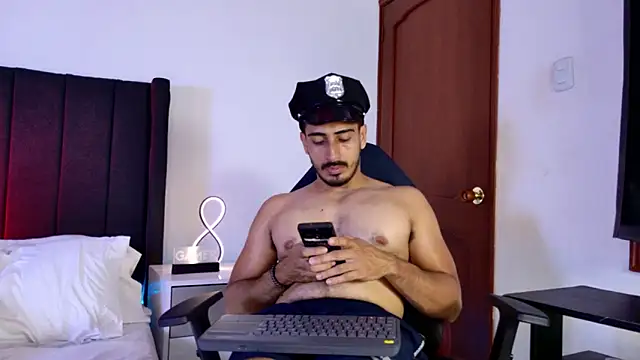 muscle ares online show from 1, 11, 2025