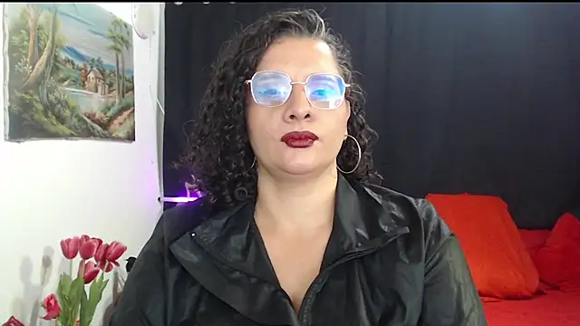 Aleja Gonzales online show from 9, 5, 2026