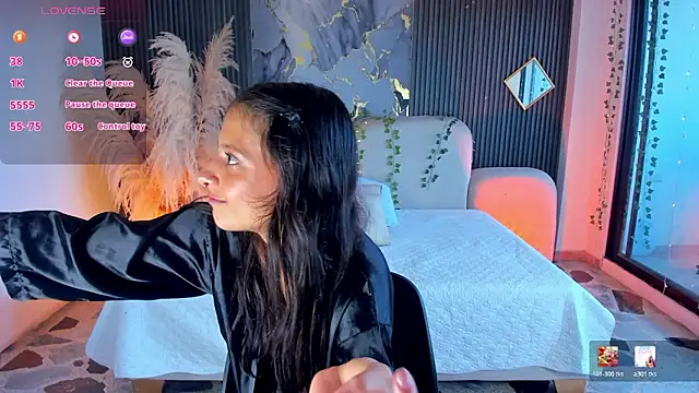 Agathaargent  online show from 18, 1, 2026