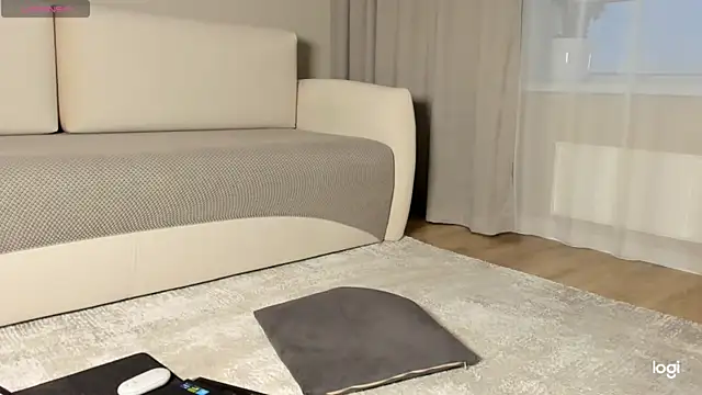 AmelinaLove online show from 1, 12, 2025