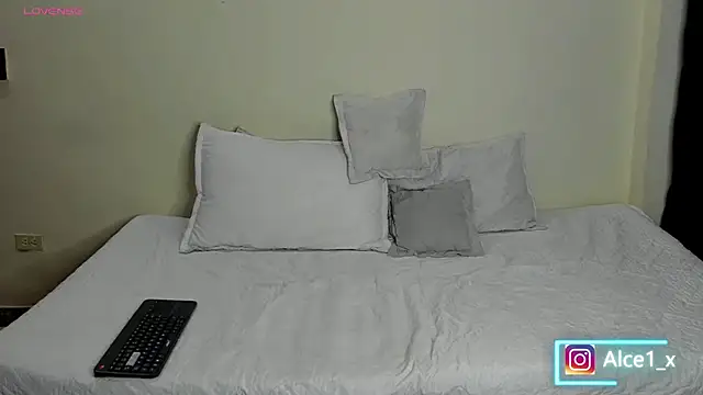 Alice fox  - online show from 15, 1, 2026