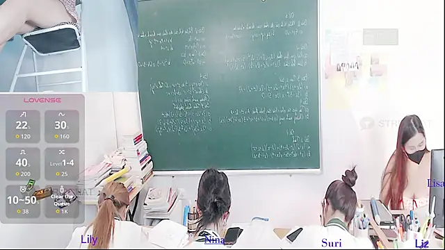 Snapshot of _Math_ chatting on 4, 5, 2026 Math online show from 4, 5, 2026