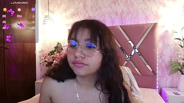 Snapshot of Miaa_Smiith1 chatting on 6, 3, 2025 Miaa Smiith1 online show from 6, 3, 2025