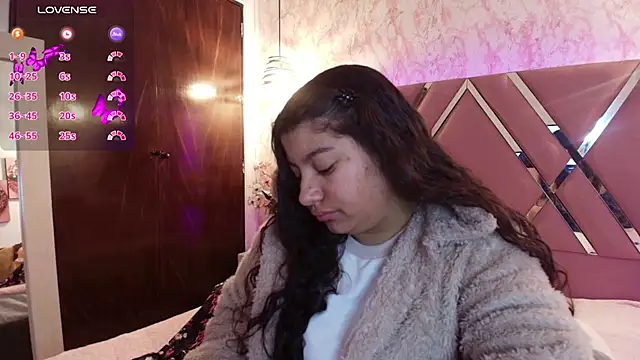 Snapshot of Miaa_Smiith1 chatting on 3, 3, 2025 Miaa Smiith1 online show from 3, 3, 2025