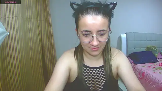Snapshot of Dayanna_Smitt chatting on 26, 2, 2025 Dayanna Smitt online show from 26, 2, 2025