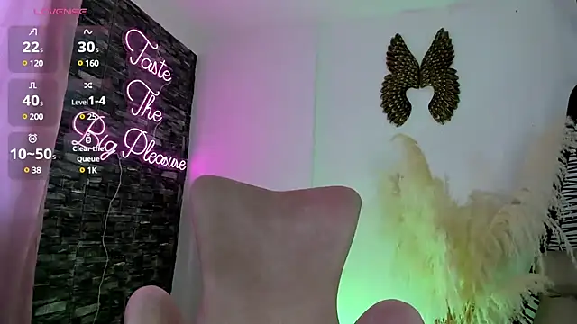 Snapshot of Skarlet219 chatting on 17, 2, 2025 Skarlet219 online show from 17, 2, 2025