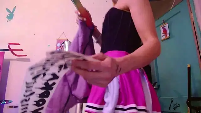 watermellonpussy online show from 18, 4, 2026