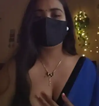 Snapshot of SimaRoy- chatting on 25, 11, 2025 SimaRoy- online show from 25, 11, 2025