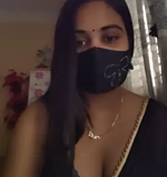 Snapshot of SimaRoy- chatting on 6, 11, 2025 SimaRoy- online show from 6, 11, 2025