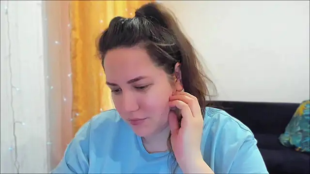  madalexa  online show from 24, 4, 2026