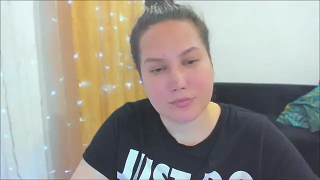  madalexa  online show from 13, 10, 2025