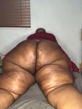 Snapshot of sotho_ssbbw chatting on 28, 5, 2026 sotho ssbbw online show from 28, 5, 2026