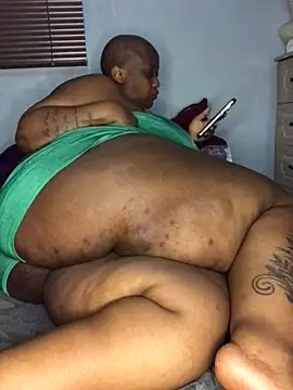 Snapshot of sotho_ssbbw chatting on 2, 6, 2026 sotho ssbbw online show from 2, 6, 2026