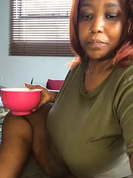 Snapshot of sotho_ssbbw chatting on 26, 4, 2026 sotho ssbbw online show from 26, 4, 2026