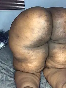Snapshot of sotho_ssbbw chatting on 27, 5, 2026 sotho ssbbw online show from 27, 5, 2026