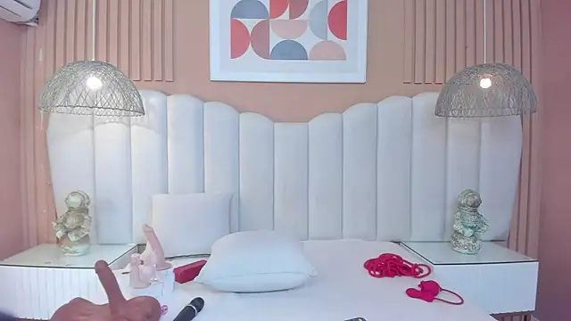 Sara Vanegas online show from 10, 2, 2026