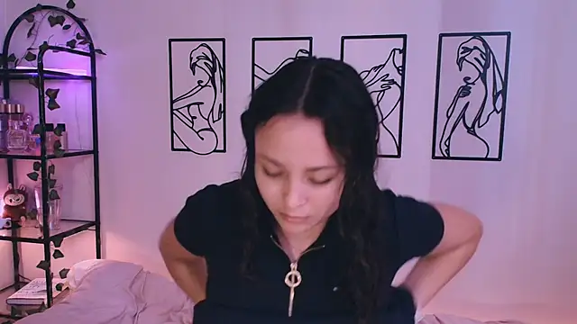 Snapshot of Megan_Rodrigo chatting on 17, 10, 2025 Megan Rodrigo online show from 17, 10, 2025