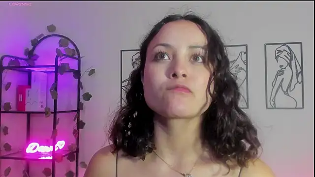 Megan Rodrigo online show from 2, 3, 2025