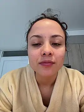 Megan Rodrigo online show from 2, 6, 2026