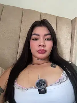 Roxanne 08 online show from 7, 5, 2026