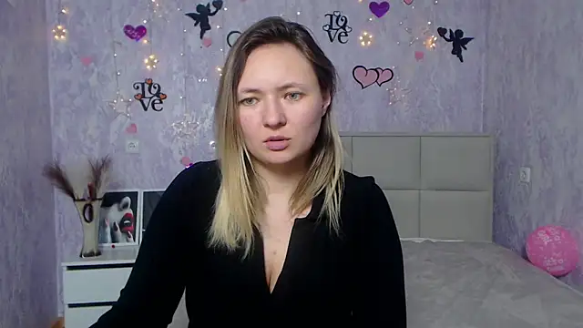 SallyVerda online show from 8, 2, 2025