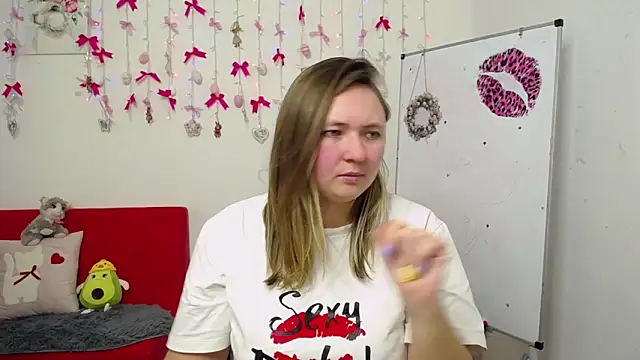 SallyVerda online show from 5, 4, 2026