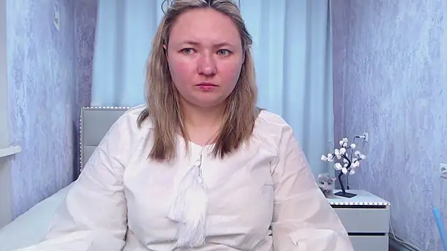 Snapshot of SallyVerda chatting on 21, 5, 2026 SallyVerda online show from 21, 5, 2026
