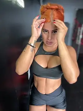 Amber Martins  online show from 3, 11, 2025