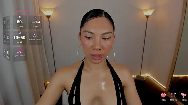 Dayanna tecca online show from 24, 3, 2026