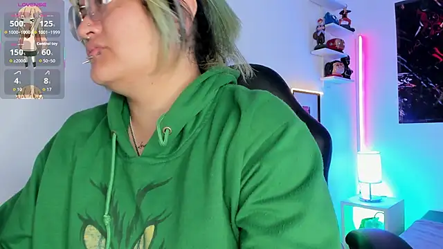 lucky-leah online show from 26, 10, 2025