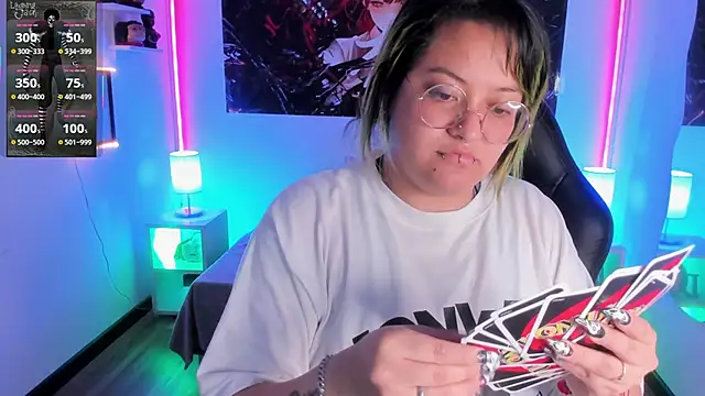 lucky-leah online show from 4, 11, 2025