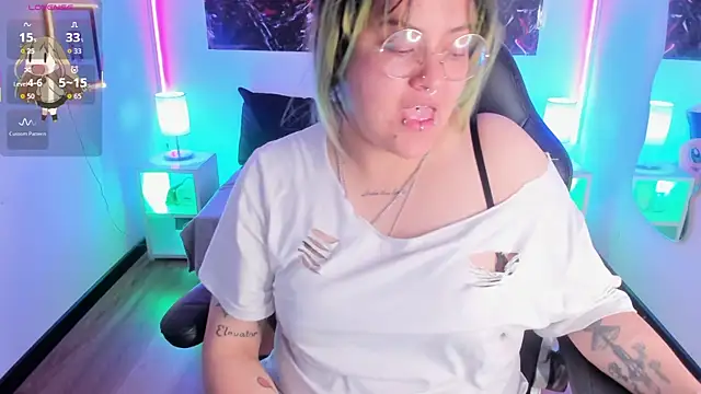 lucky-leah online show from 11, 11, 2025