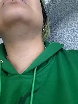 lucky-leah online show from 10, 10, 2025