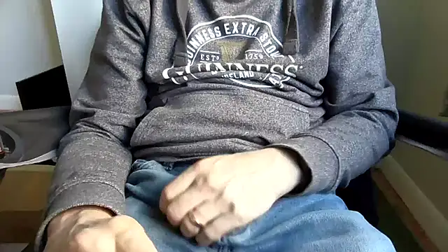 hornyguyuk1973 online show from 13, 3, 2026