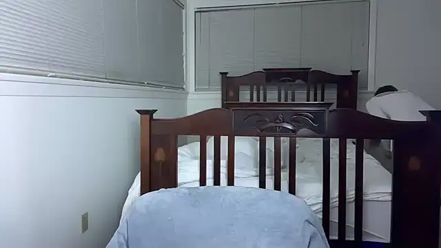 YUMIandbigWOLF online show from 21, 2, 2026