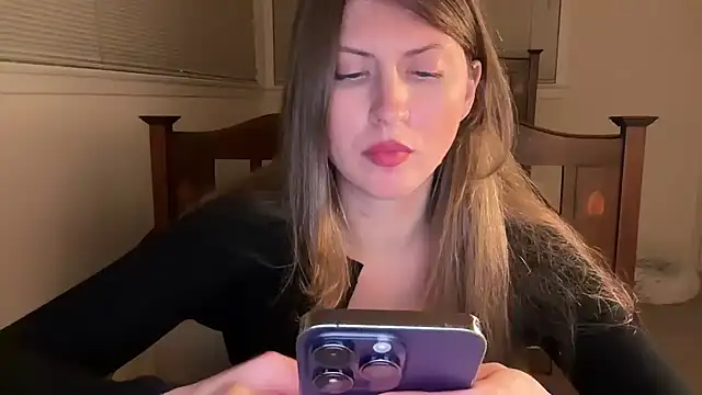 YUMIandbigWOLF online show from 28, 3, 2026