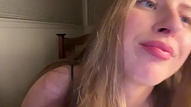 YUMIandbigWOLF online show from 21, 4, 2026