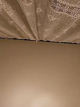 niesmialy39oon online show from 9, 11, 2025