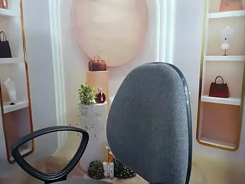 Love bug15 online show from 12, 1, 2026