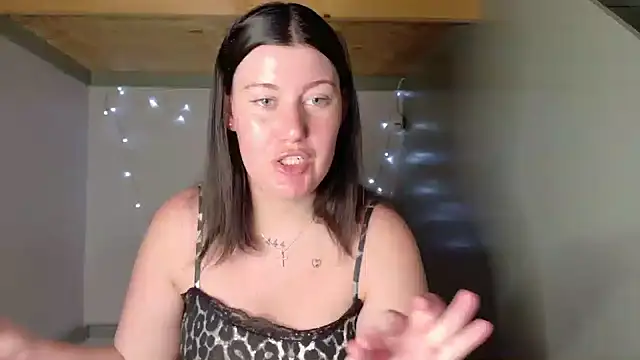 C1eopatra online show from 27, 11, 2025