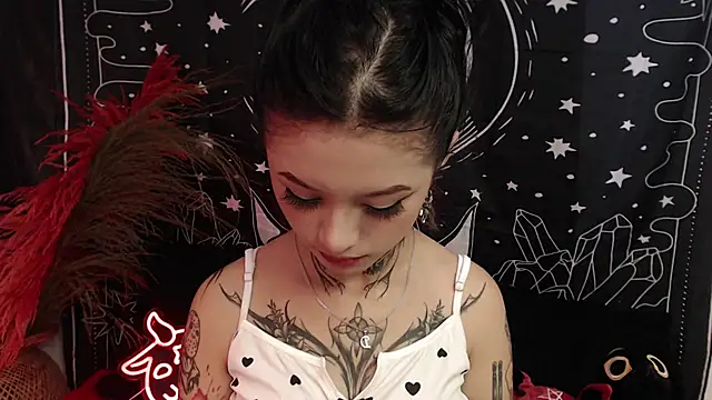 Snapshot of Isabella__dark chatting on 15, 3, 2025 Isabella  dark online show from 15, 3, 2025
