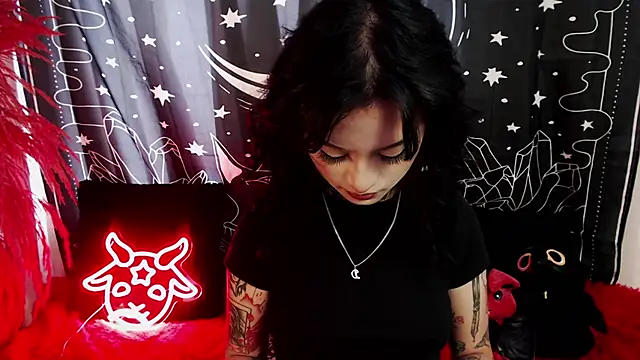 Snapshot of Isabella__dark chatting on 11, 3, 2025 Isabella  dark online show from 11, 3, 2025