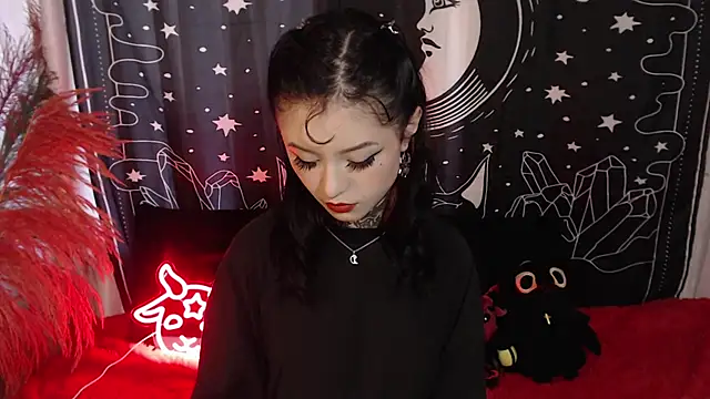 Snapshot of Isabella__dark chatting on 19, 2, 2025 Isabella  dark online show from 19, 2, 2025