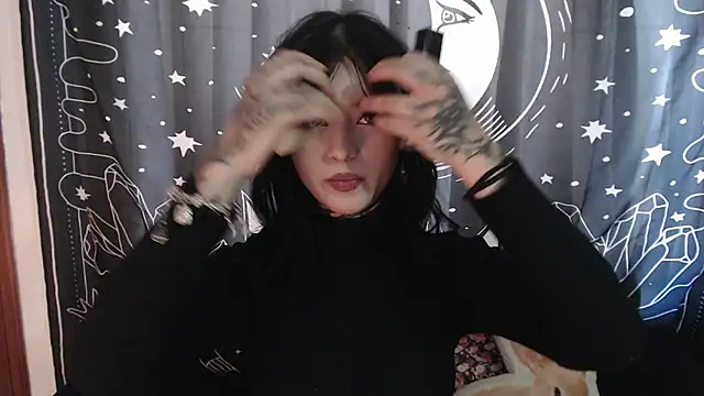Snapshot of Isabella__dark chatting on 21, 1, 2025 Isabella  dark online show from 21, 1, 2025