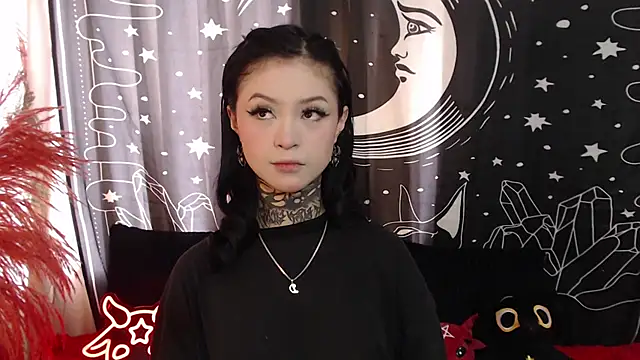Snapshot of Isabella__dark chatting on 19, 2, 2025 Isabella  dark online show from 19, 2, 2025