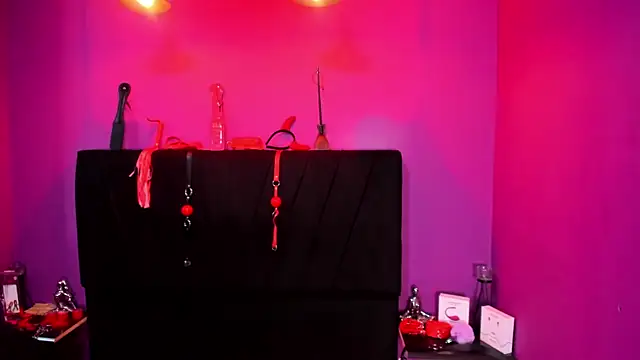 ginevra boobs online show from 10, 3, 2025