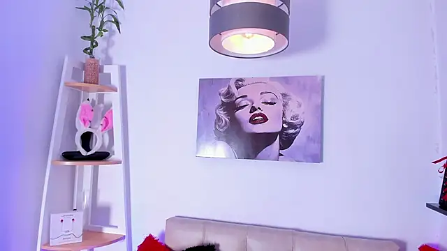 ginevra boobs online show from 6, 10, 2025